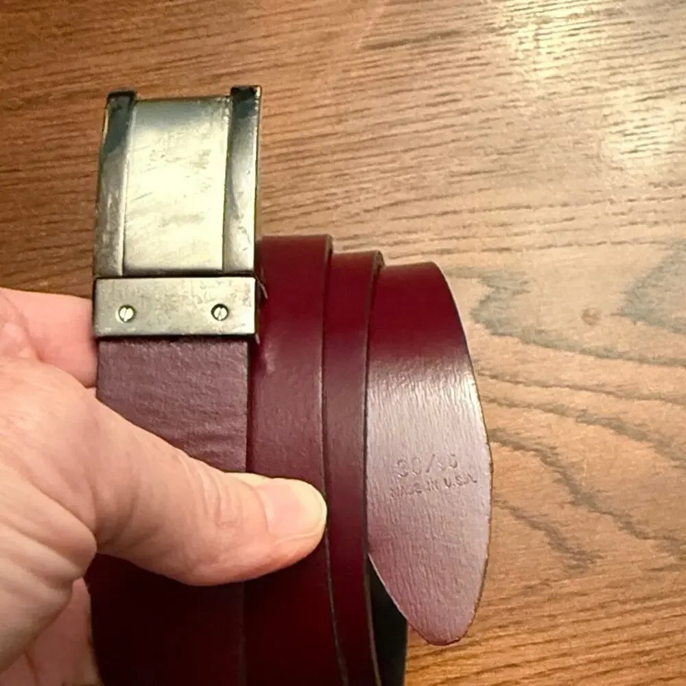 Men's Reversible Swivel Buckle Belt Size 38